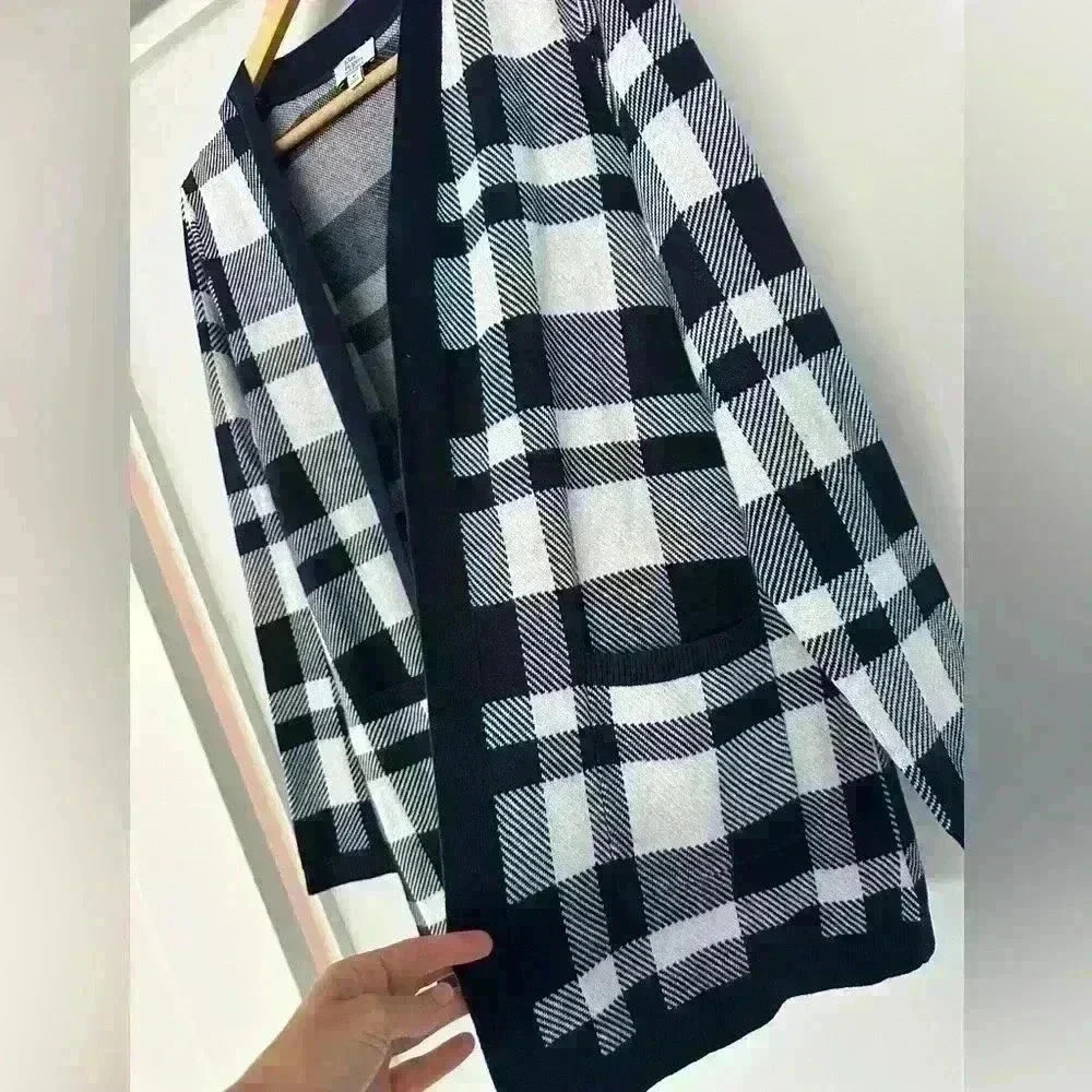 Kim Rogers Long Sleeve Cardigan - Picture 4 of 5